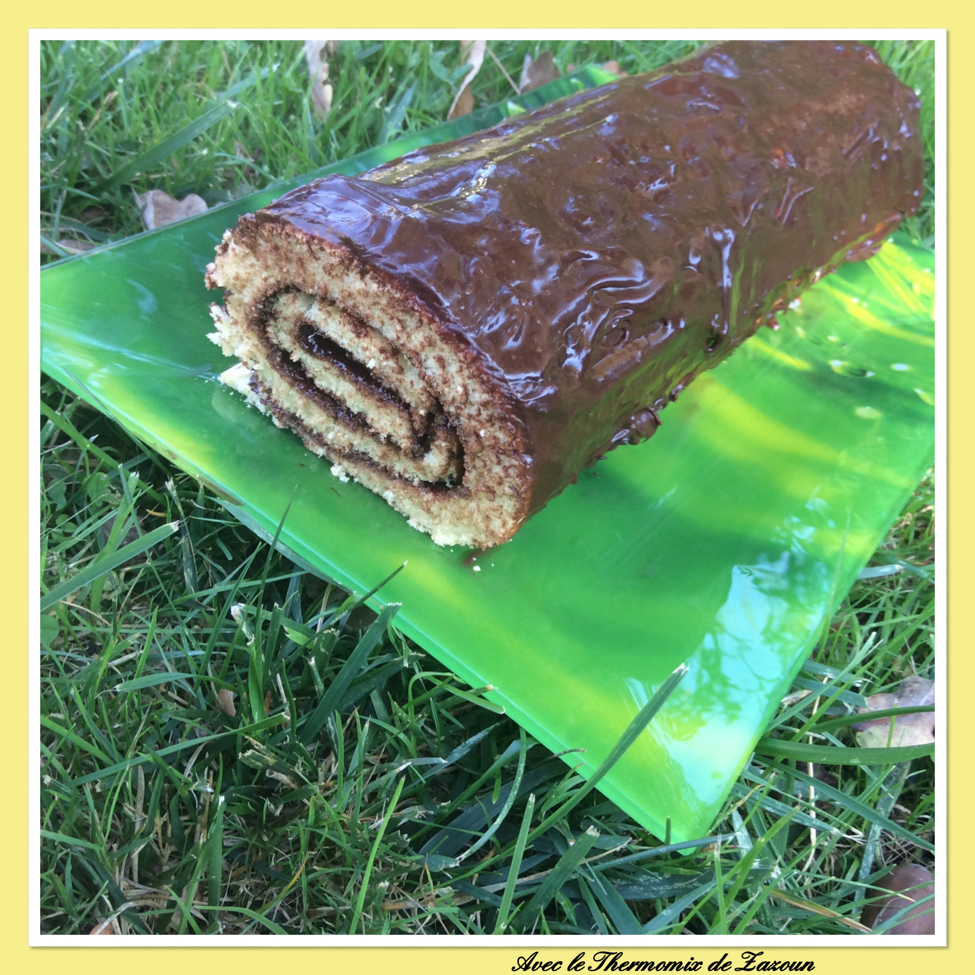 Buche Gateau Roule Possible Sans Lait Ganache Au Chocolat Thermomix Ou Autre Robot Chauffant Avec Le Thermomix Et Le Cookeo De Zazoun